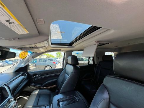 Used 2019 Chevrolet Tahoe Premier AWD/4WD image 17