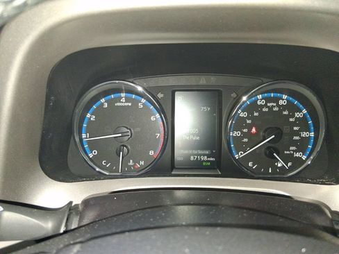 Used 2018 Toyota RAV4 Limited w/ All Weather Liner Package AWD/4WD image 17