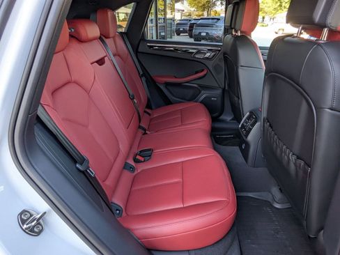 New 2026 Porsche Macan image 24