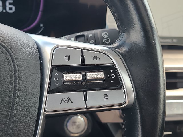 Used 2025 Kia Telluride S FWD image 19