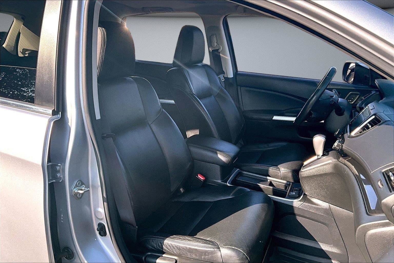 Used 2016 Honda CR-V Touring image 30
