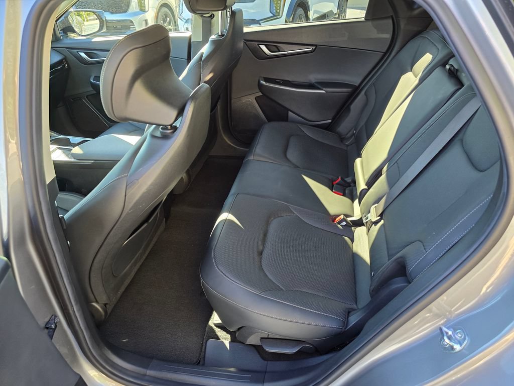 Certified 2024 Kia EV6 Wind AWD/4WD image 17