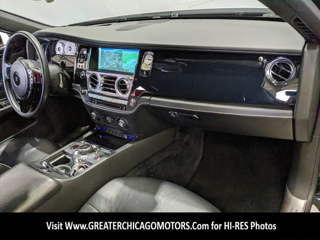 Used 2014 Rolls-Royce Ghost RWD image 28
