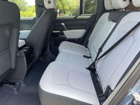 New 2025 Land Rover Defender 110 S image 12