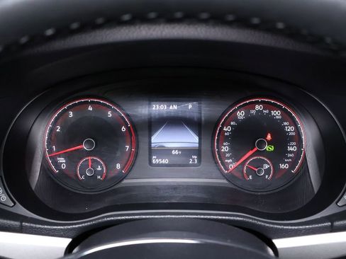 Used 2021 Volkswagen Passat 2.0T SE image 17