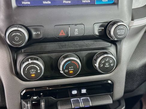 Used 2022 RAM 3500 Big Horn w/ Level A Equipment Group AWD/4WD image 16