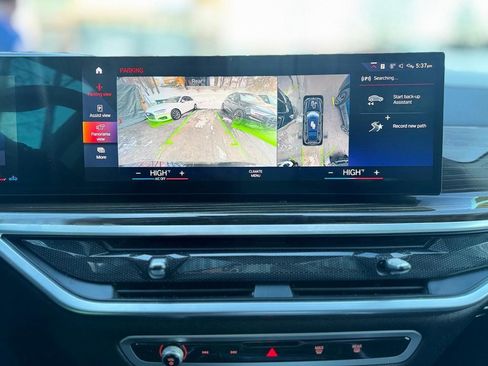 Used 2023 BMW X7 xDrive40i w/ Premium Package image 15