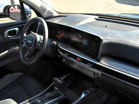 Used 2025 Kia Sorento S w/ Panoramic Sunroof Package FWD image 54
