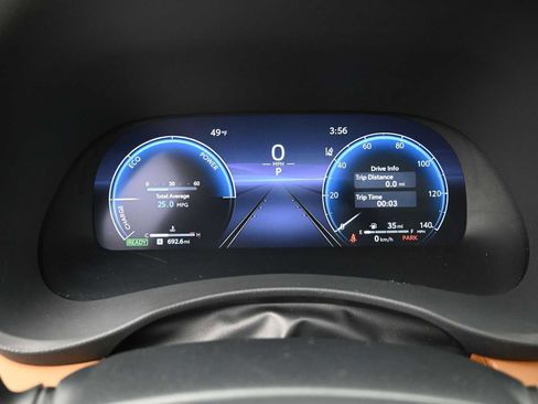 Used 2023 Toyota Highlander Platinum image 7