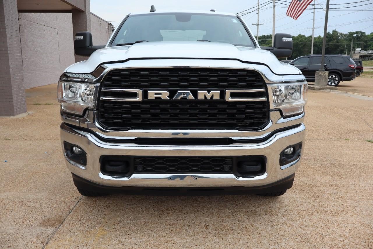 Used 2024 RAM 2500 Big Horn w/ Off Road Package AWD/4WD image 8