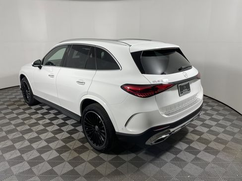 New 2026 Mercedes-Benz GLC 300 image 3