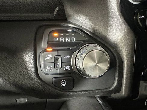 Used 2025 RAM 1500 Laramie w/ Laramie Southwest Edition AWD/4WD image 22
