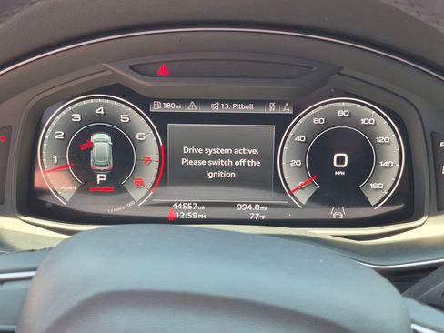 Used 2023 Audi Q8 Premium w/ Convenience Package AWD/4WD image 19