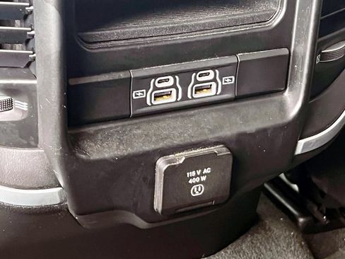 Certified 2022 RAM 1500 Big Horn w/ Back Country Package AWD/4WD image 16