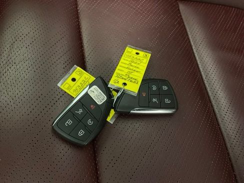 Used 2024 Buick Envision Sport Touring AWD/4WD image 52