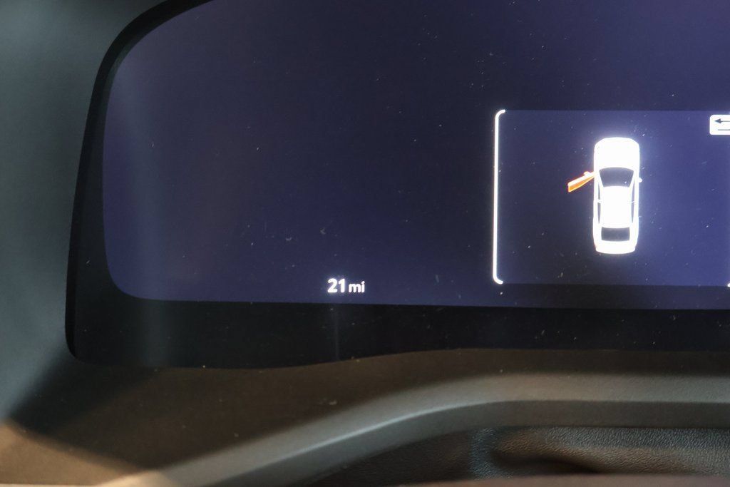 Used 2026 Toyota Camry XSE FWD image 16