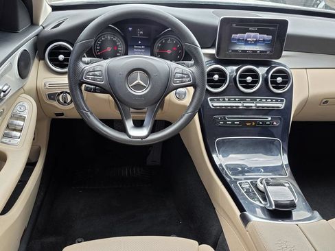 Used 2016 Mercedes-Benz C 300 Sedan image 9