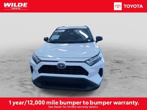 Certified 2025 Toyota RAV4 LE AWD/4WD image 4