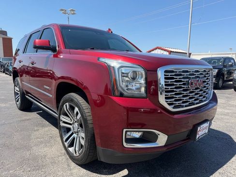 Used 2018 GMC Yukon Denali w/ Denali Ultimate Package AWD/4WD image 4