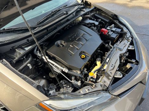 Used 2017 Toyota Corolla SE image 31