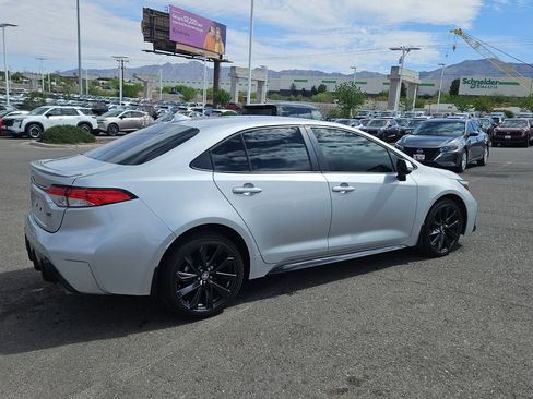 Used 2023 Toyota Corolla SE image 7