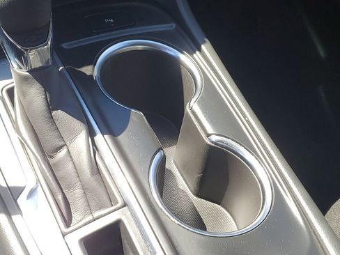 Used 2024 Chevrolet Equinox LT image 18