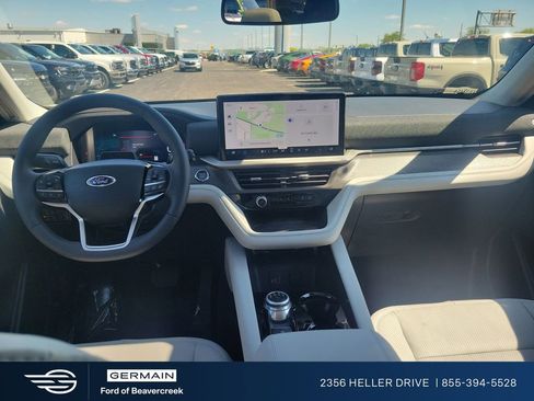 New 2026 Ford Explorer Platinum w/ LUX Leather Package AWD/4WD image 10