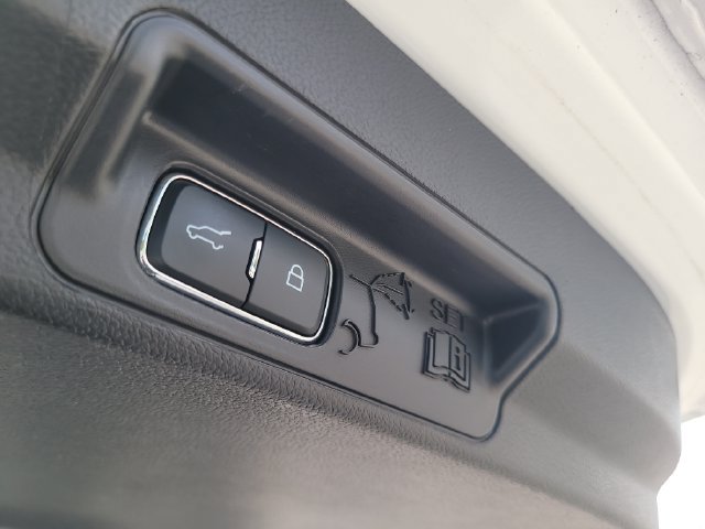 Used 2025 Ford Explorer Active w/ Active Comfort Package AWD/4WD image 12