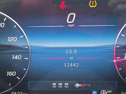 Used 2025 Mercedes-Benz C 300 Sedan image 5