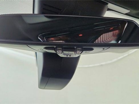 Used 2025 BMW 330i xDrive Sedan image 54