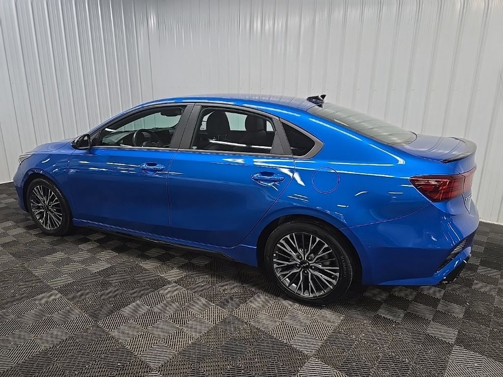 Used 2023 Kia Forte GT-Line FWD image 4