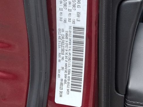 Used 2018 Jeep Grand Cherokee Laredo AWD/4WD image 26