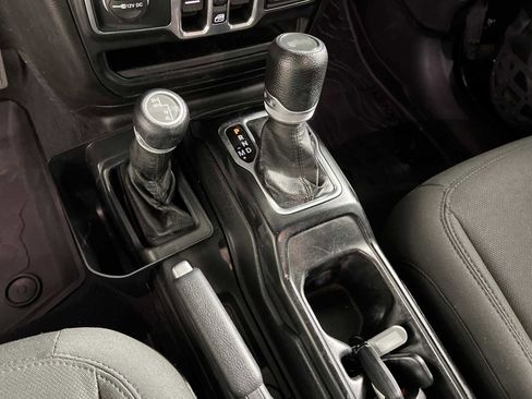 Used 2020 Jeep Wrangler Unlimited Sport S image 50