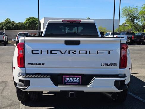 Used 2024 Chevrolet Silverado 3500 High Country w/ High Country Premium Package image 7