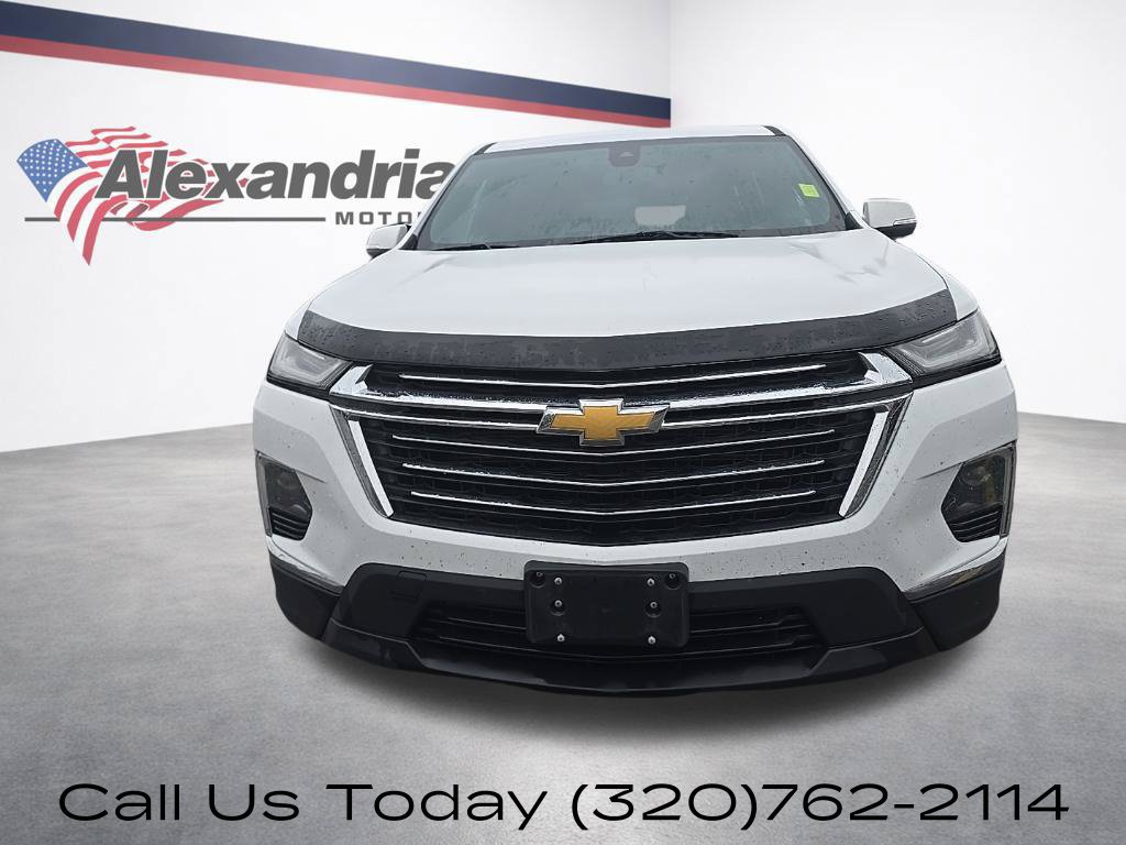 Used 2023 Chevrolet Traverse LT w/ LPO, Floor Liner Package AWD/4WD image 2