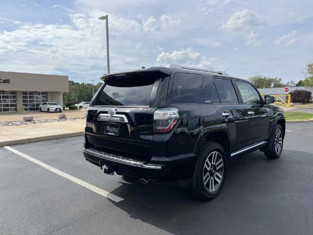 Used 2023 Toyota 4Runner Limited AWD/4WD image 3