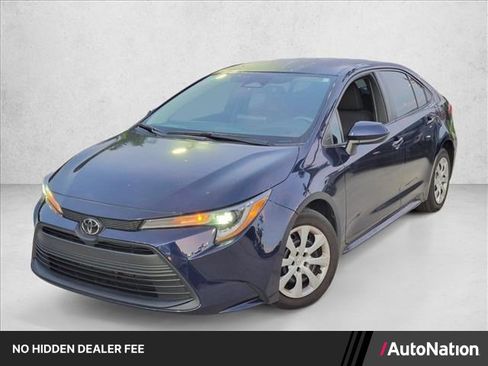 Used 2023 Toyota Corolla LE FWD image 1