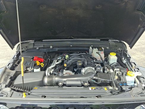 Certified 2022 Jeep Gladiator Sport AWD/4WD image 29