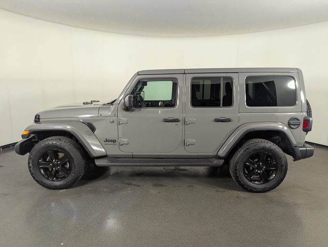 Used 2023 Jeep Wrangler Unlimited Sahara AWD/4WD image 5