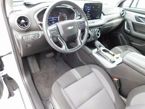 Used 2024 Chevrolet Blazer LT image 14