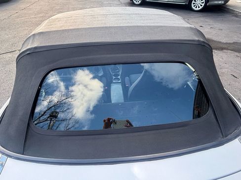 Used 1993 MAZDA MX-5 Miata Limited Edition image 13