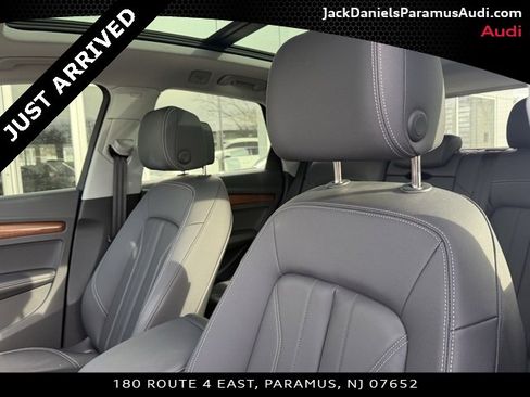 Used 2023 Audi Q5 2.0T Premium Plus w/ Premium Plus Package image 16