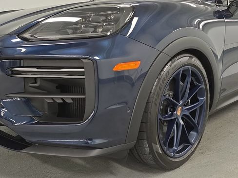 Certified 2026 Porsche Cayenne Turbo GT AWD/4WD image 11