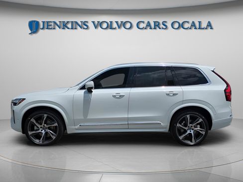 New 2025 Volvo XC90 B6 Ultra w/ Lounge Package image 5