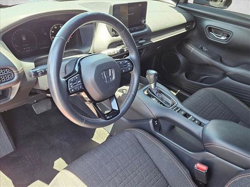 Used 2024 Honda HR-V Sport image 10