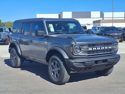 New 2025 Ford Bronco Big Bend image 10