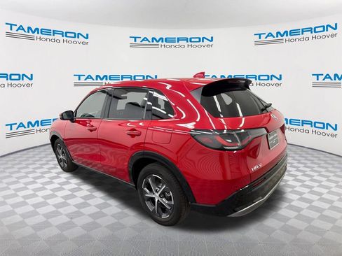 Used 2025 Honda HR-V EX-L image 3