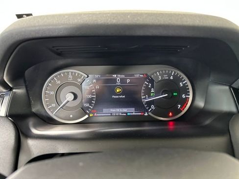 Used 2020 Land Rover Discovery Sport Standard image 17