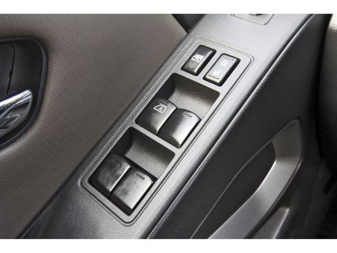 Used 2022 Nissan Frontier SV w/ Technology Package image 23