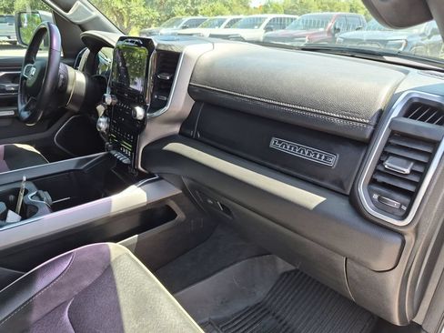 Used 2023 RAM 1500 Laramie RWD image 41